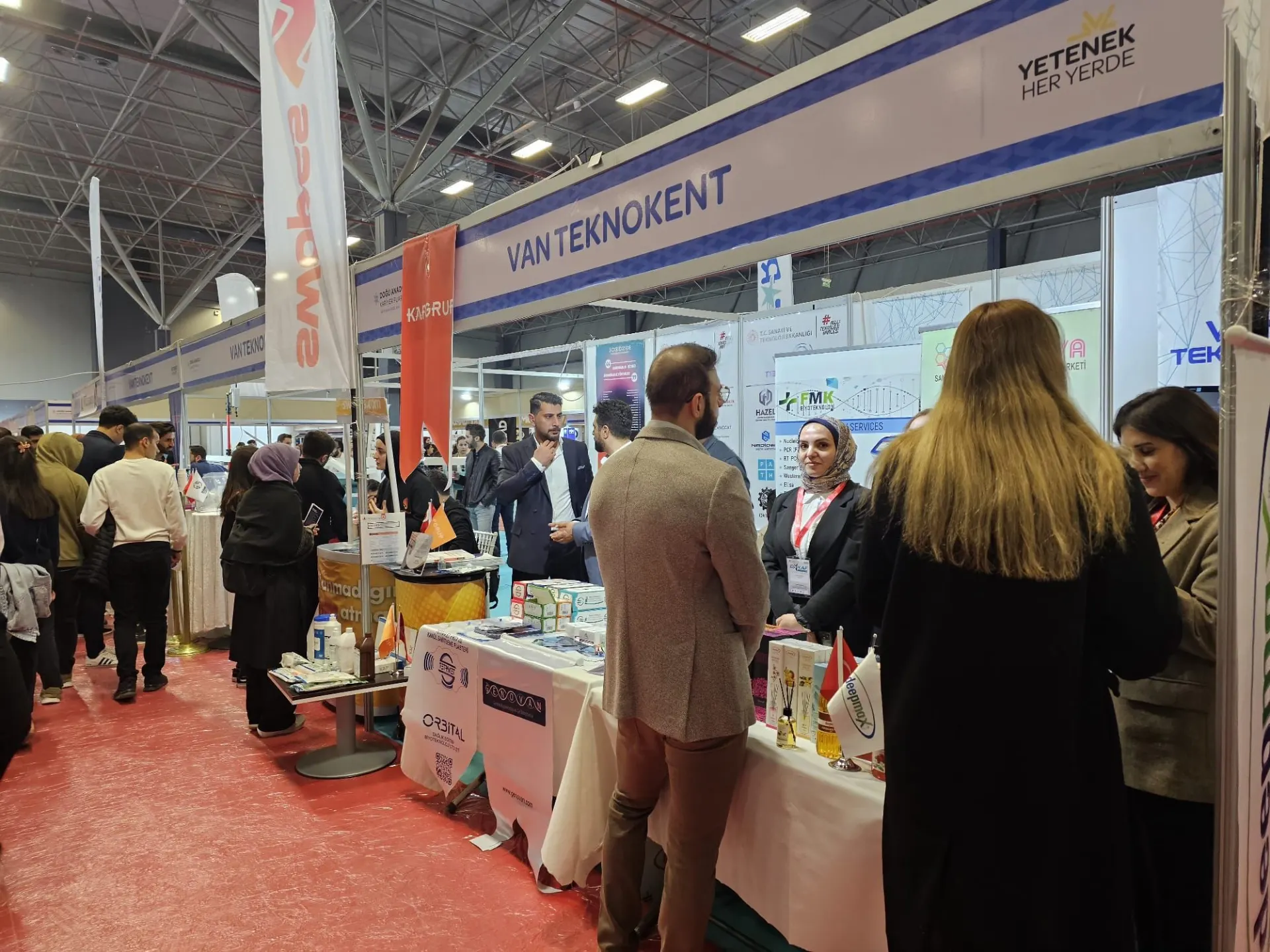 Van Teknokent, DAKAF’25’te Genç Yeteneklerle Buluştu