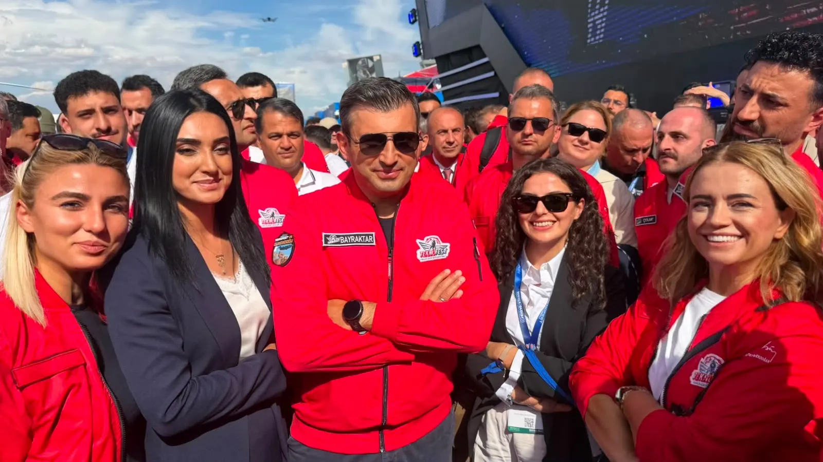    Van Teknokent Genel Müdürü Dr. Yasemin Yetkin, Selçuk Bayraktar ile TEKNOFEST Şanlıurfa’da Bir Araya Geldi