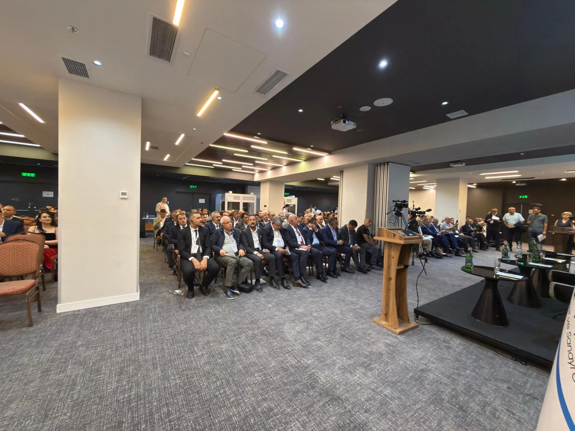 Van Teknokent Firmaları Erivan’da Uluslararası İş Birliği ve B2B Görüşmeleri Gerçekleştirdi