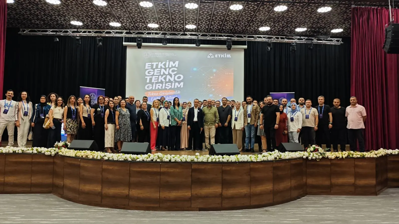   Van Teknokent, ETKİM Genç Tekno Girişim Programı Açılışına Katıldı