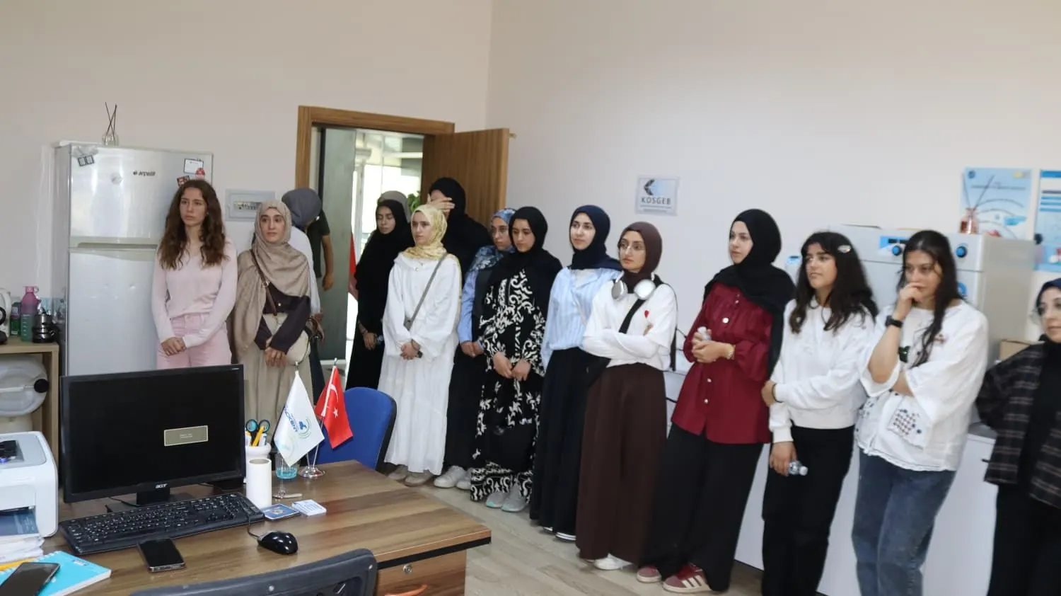 Van Merkez İmam Hatip Lisesi Öğrencilerinden Van Teknokent’e Ziyaret