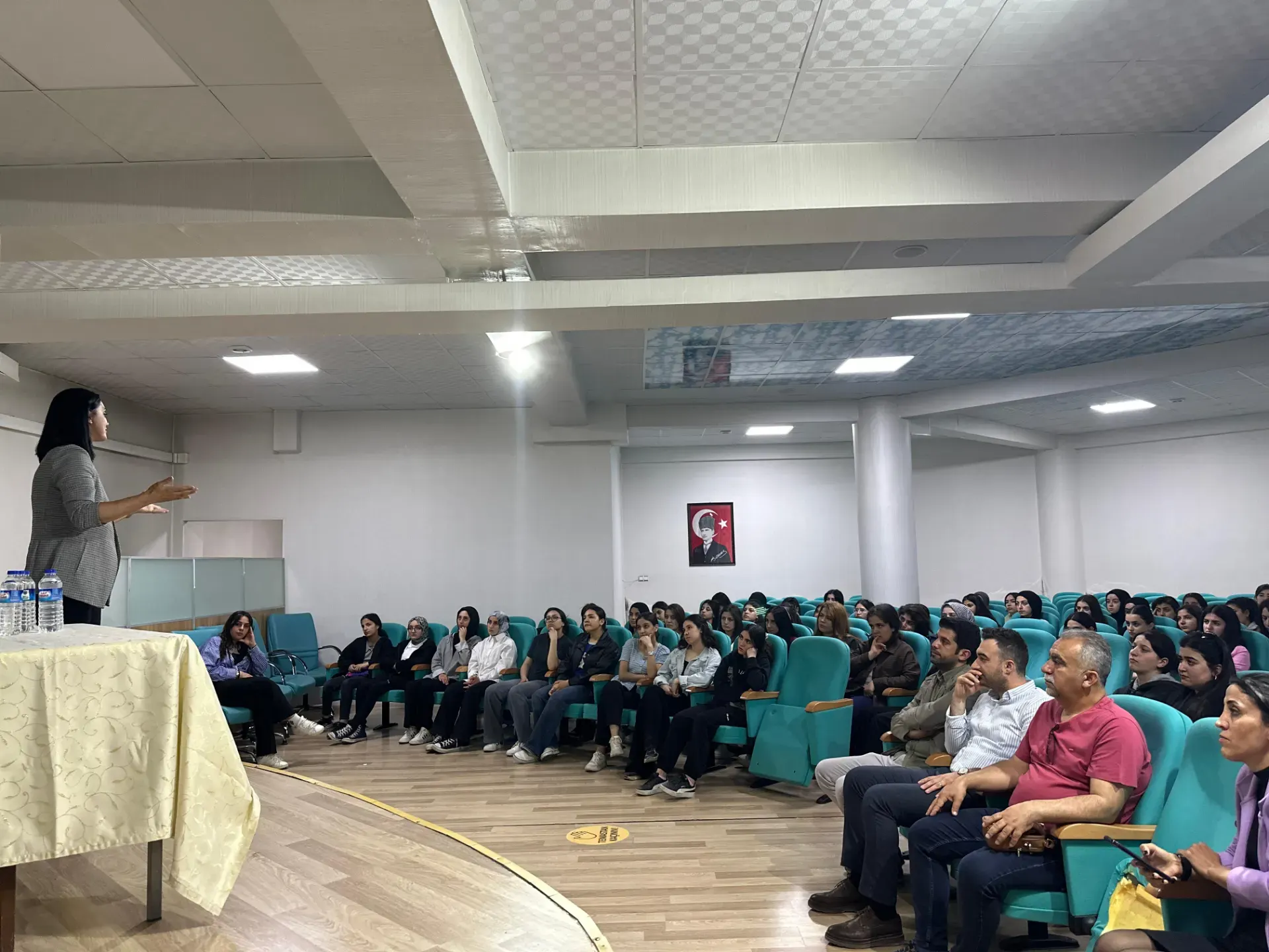 Vestel Mesleki ve Teknik Anadolu Lisesi Kariyer Günleri Kapsamında Teknoloji ve Girişimcilik Sohbeti